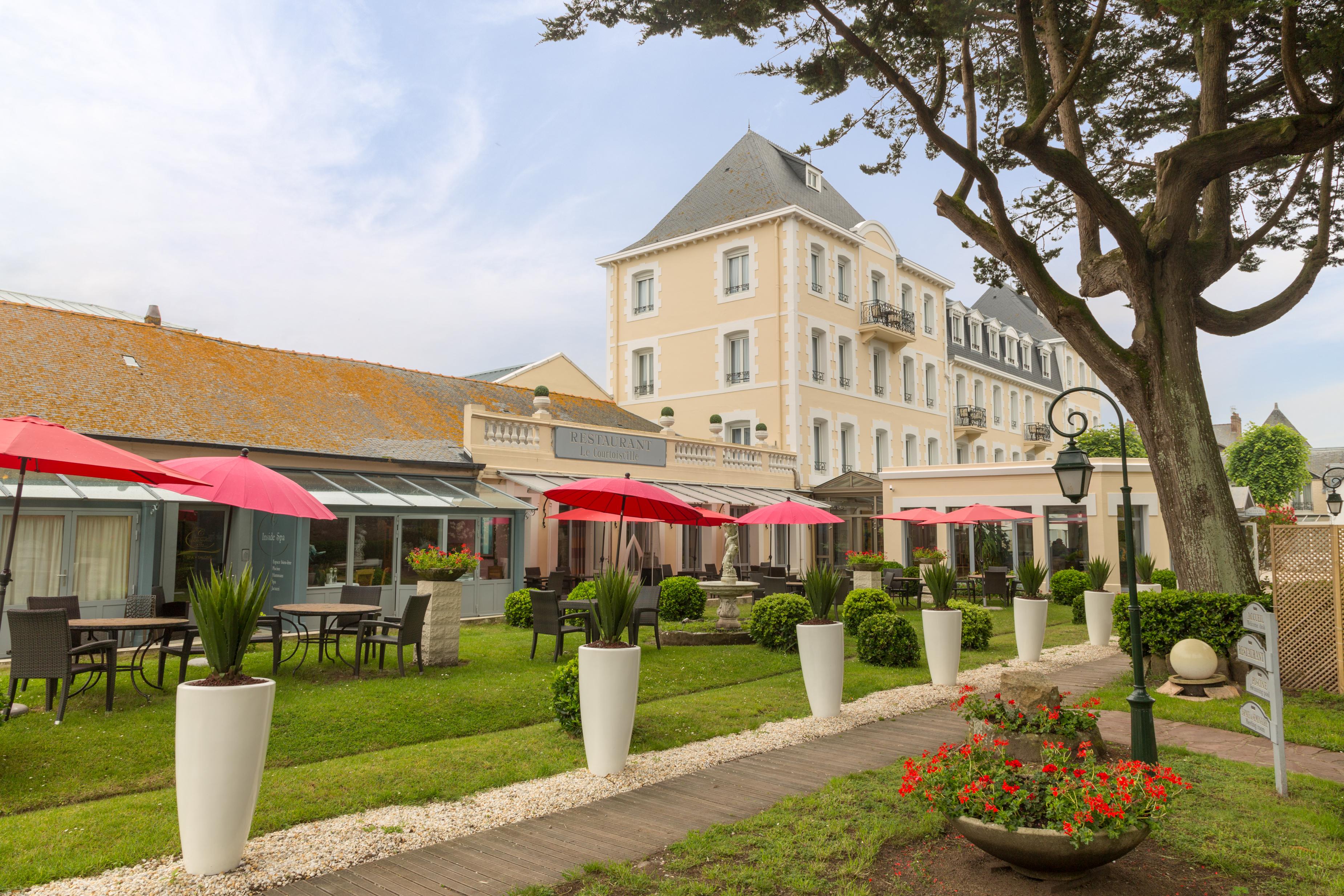 Grand Hotel De Courtoisville - Piscine & Spa, The Originals Relais Saint-Malo Exterior foto