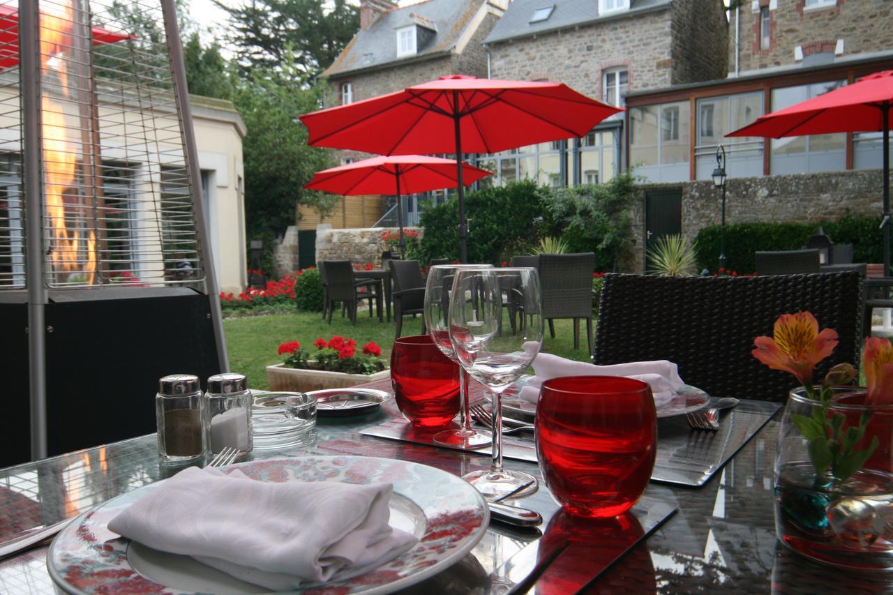 Grand Hotel De Courtoisville - Piscine & Spa, The Originals Relais Saint-Malo Exterior foto