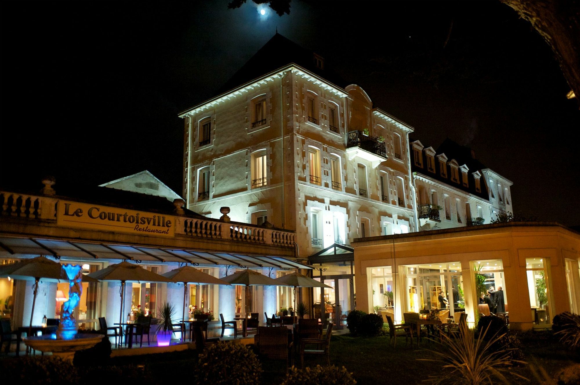 Grand Hotel De Courtoisville - Piscine & Spa, The Originals Relais Saint-Malo Exterior foto